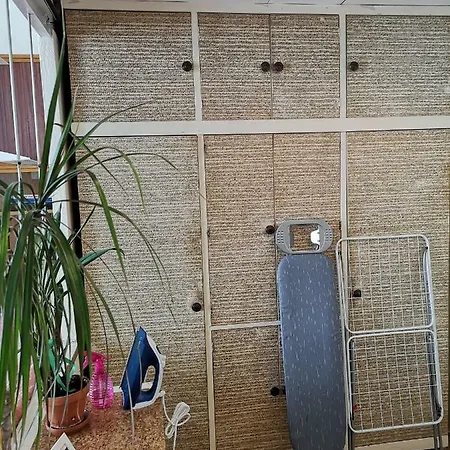 3 Bedrooms Historic In The Center. Fully Furnished, Fireplace, Air Cooler-conditioning, Breakfast! 1 Min Walk To Metro&tram. 7min Walk To Wenceslas Square. Lublanska Street № 6, 2